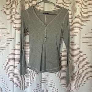 Women’s Abercrombie & Fitch  long sleeved shirt